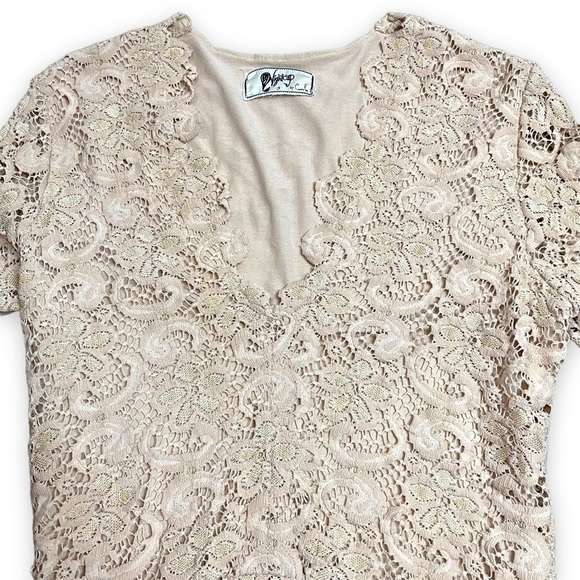 NIGHTCAP Dixie Deep V Top in Nude - Picture 7 of 12